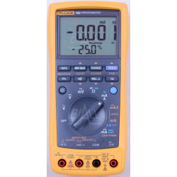 
       FLUKE 789 Kalibrator z multimetrem
     