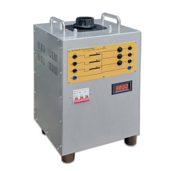 Autotransformator regulowany trójfazowy 6000 VA M10-3640LED-06 | MCP